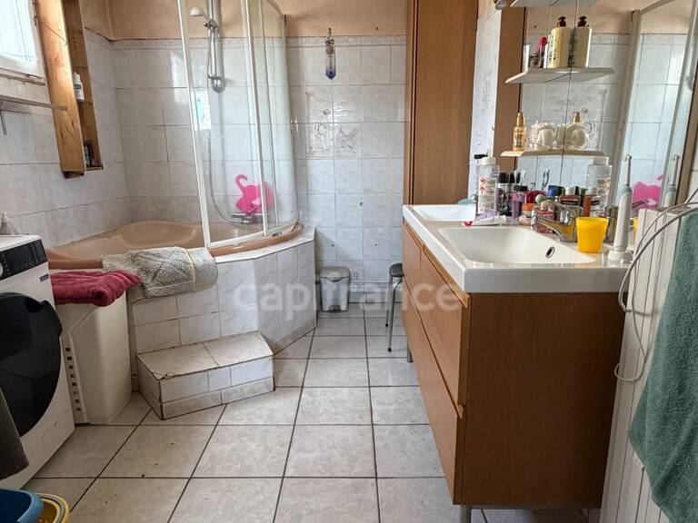 Longère à vendre à Neuville de Poitou (86170) — photo 1