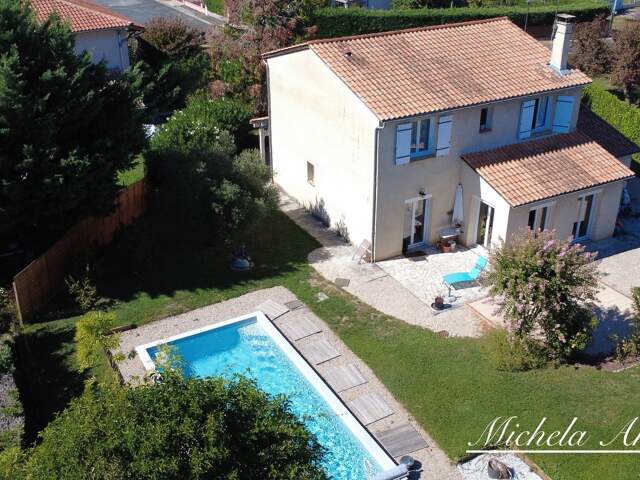 Villeneuve-sur-Lot – Maison familiale avec piscine et grand jardin (47) — photo du bien