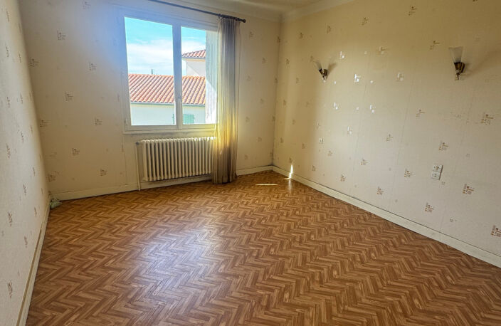 Maison à vendre 4 pièces LENCLOITRE (86) — photo 5