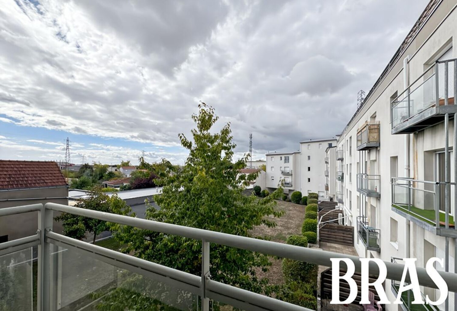 NANTES ST JACQUES - T3 AVEC PARKING - OUEST — photo 1