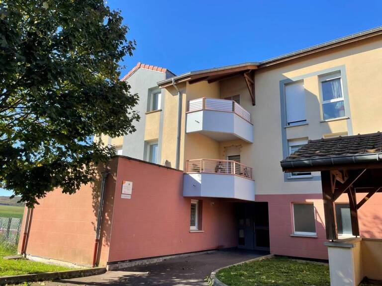 Location - Appartement T4 - 91m2 - Rémilly — photo 1