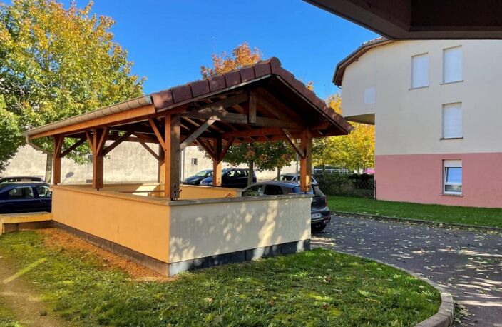 Location - Appartement T4 - 91m2 - Rémilly — photo 2