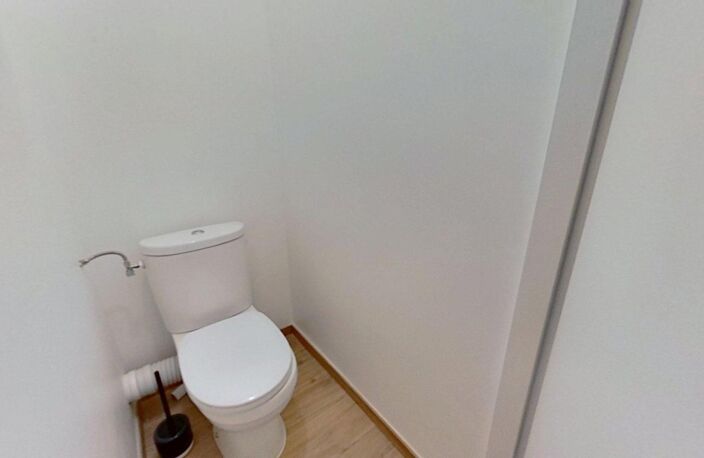 49 rue Professeur Patel Lyon 69009 - Chambre 3  - T6 Meublé - 390 €CC — photo 4