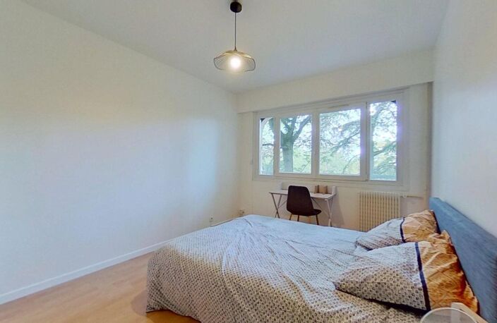 49 rue Professeur Patel Lyon 69009 - Chambre 3  - T6 Meublé - 390 €CC — photo 5