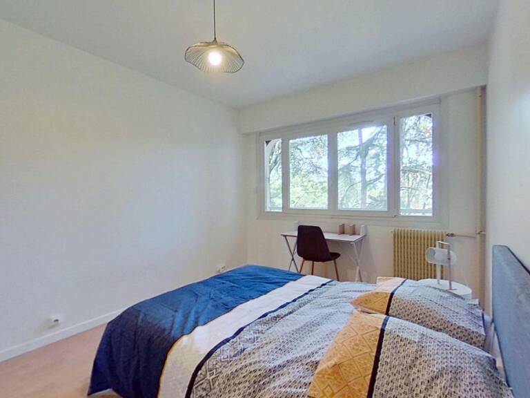 49 rue Professeur Patel Lyon 69009 - Chambre 3  - T6 Meublé - 390 €CC — photo 1