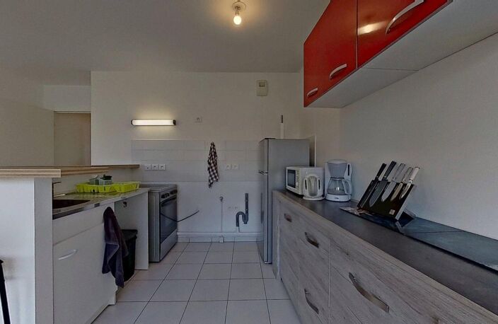 338bis Route de Genas Bron 69500 - T3 Meublé - 990 €CC — photo 5