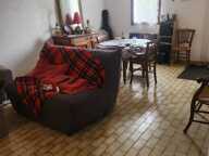Maison de plain pied, mitoyenne par le garage, à St Etienne les Orgues — photo 4