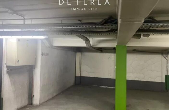 4 places de Parking - Champs Elysées — photo 3