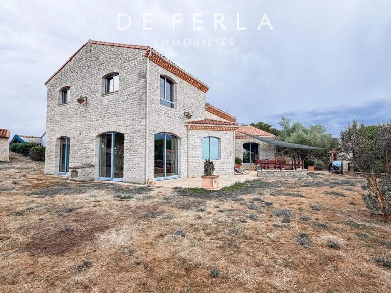 L’ÉLÉGANCE D’UNE MAISON DE PIERRE — photo 1
