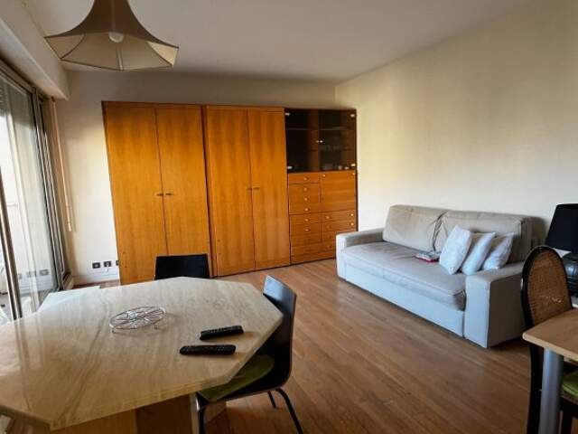 STUDIO - PORTE MAILLOT — photo du bien