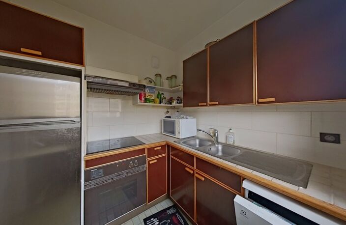 STUDIO - NEUILLY SUR SEINE — photo 5