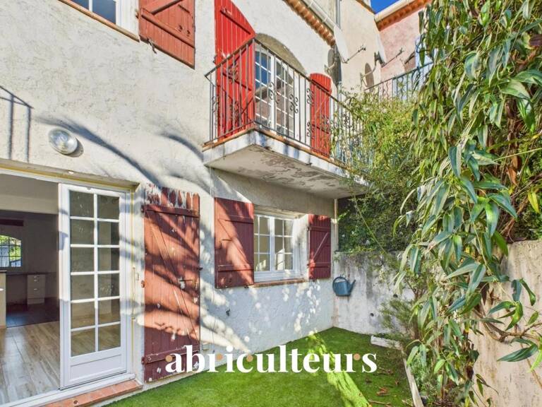 Villa mitoyenne 89m2 avec jardin, 3 chambres et accès piscine – Domaine sécurisé - en vente à Villeneuve-Loubet (06270) — photo 1