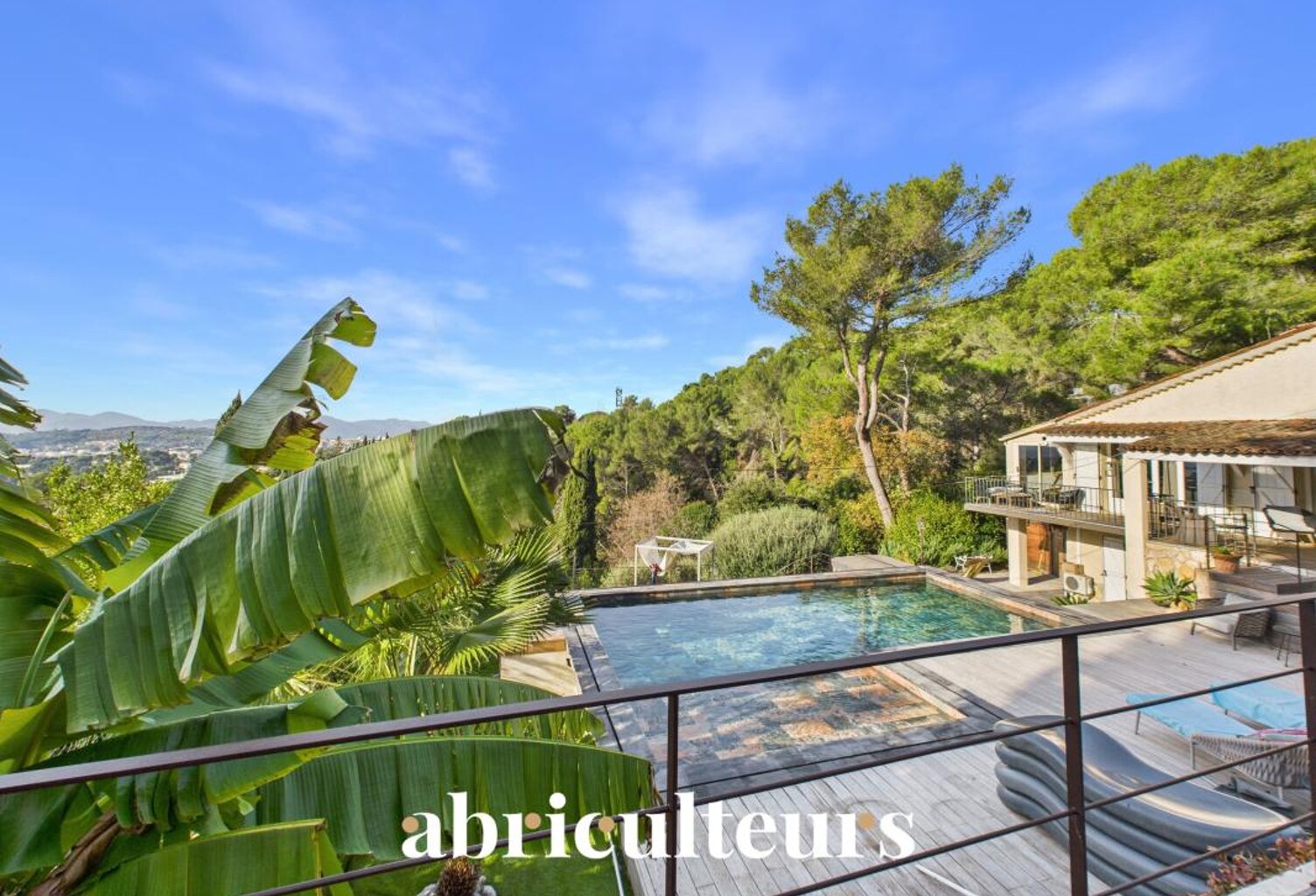 Villa d’exception 250m2 - 6 chambres - Vue mer panoramique - Piscine - en vente au Cannet (06110) — photo 1