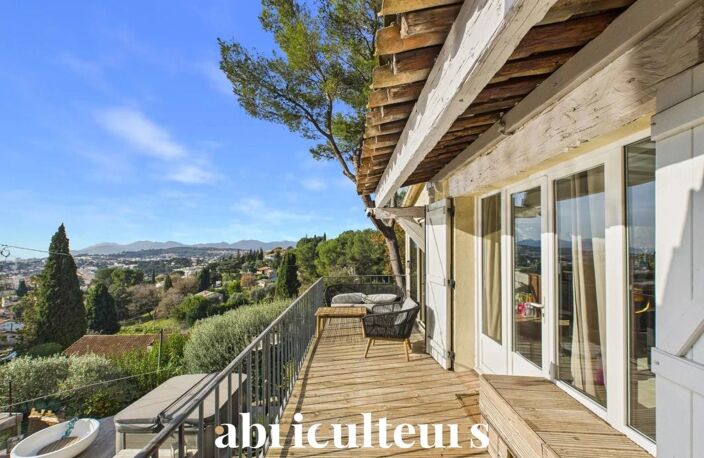 Villa d’exception 250m2 - 6 chambres - Vue mer panoramique - Piscine - en vente au Cannet (06110) — photo 2
