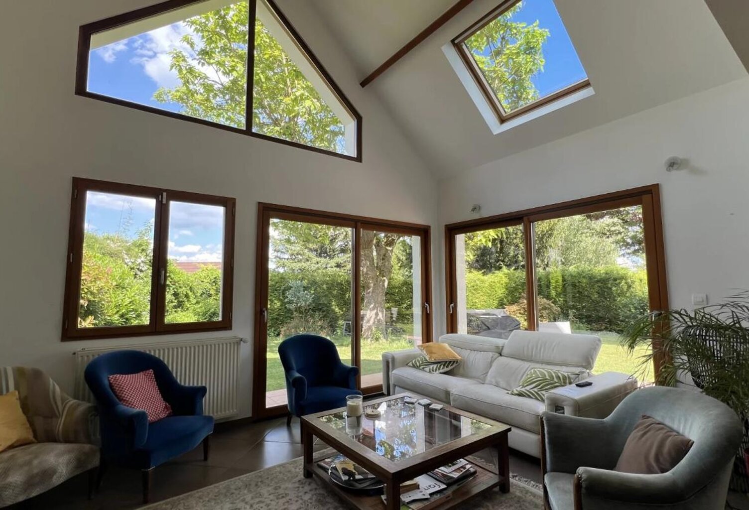 MAISON FAMILIALE 5/6 CHAMBRES - JARDIN 830 M² — photo 1