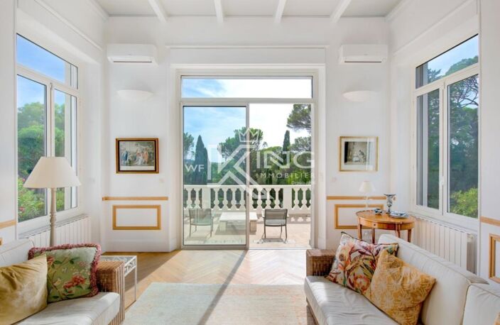 VALESCURE- Appartement  4 pièces de caractère dans une élégante villa d'époque — photo 4