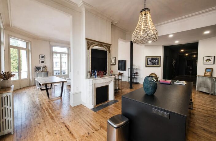 Appartement de 6 pièces de 246 m² à Le Puy-en-Velay — photo 2