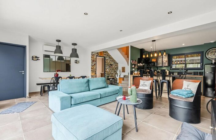 Ensemble immobilier de 2 maisons : Grande maison T5 de 118m2 et seconde maison T4 de 68 m2 — photo 3