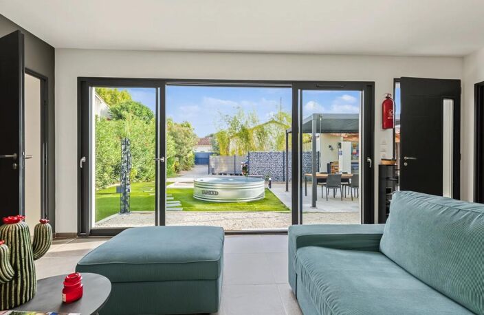 Ensemble immobilier de 2 maisons : Grande maison T5 de 118m2 et seconde maison T4 de 68 m2 — photo 4