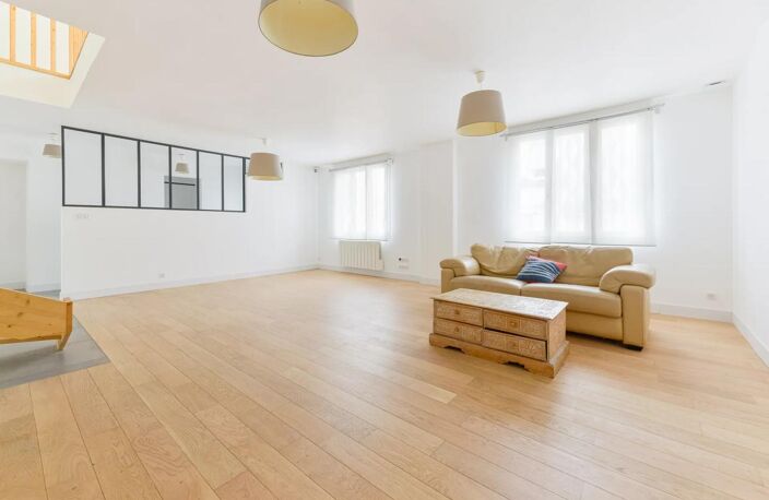 Maison de 8 pièces de 208 m² à Port-Saint-Père — photo 3