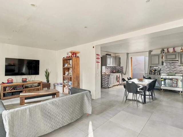 Appartement de 4 pièces de 104 m² à Puget-sur-Argens — photo du bien
