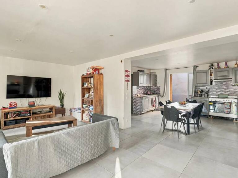 Appartement de 4 pièces de 104 m² à Puget-sur-Argens — photo 1