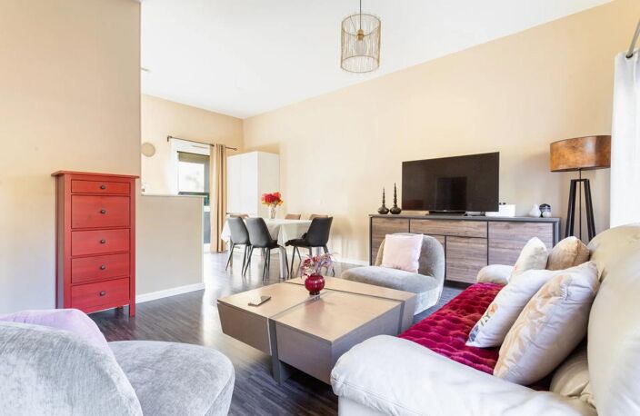 Maison de 5 pièces de 105 m² situé à Lille — photo 2