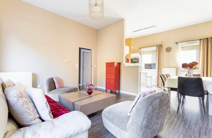 Maison de 5 pièces de 105 m² situé à Lille — photo 4