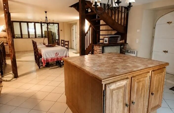 Maison de 4 pièces de 157 m² à Saint-Michel-Loubéjou — photo 5