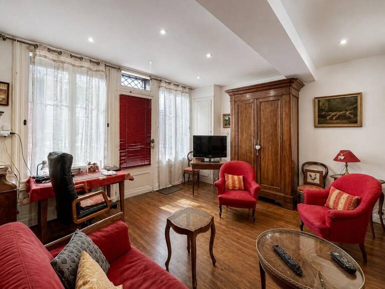 Maison de 6 pièces de 155 m² avec atelier à Lalinde centre — photo 1