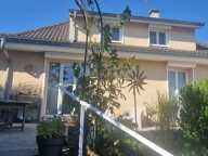 Maison de 6 pièces de 145 m² et d'un sous sol de 105m2 aux Echets (Miribel) — photo 4