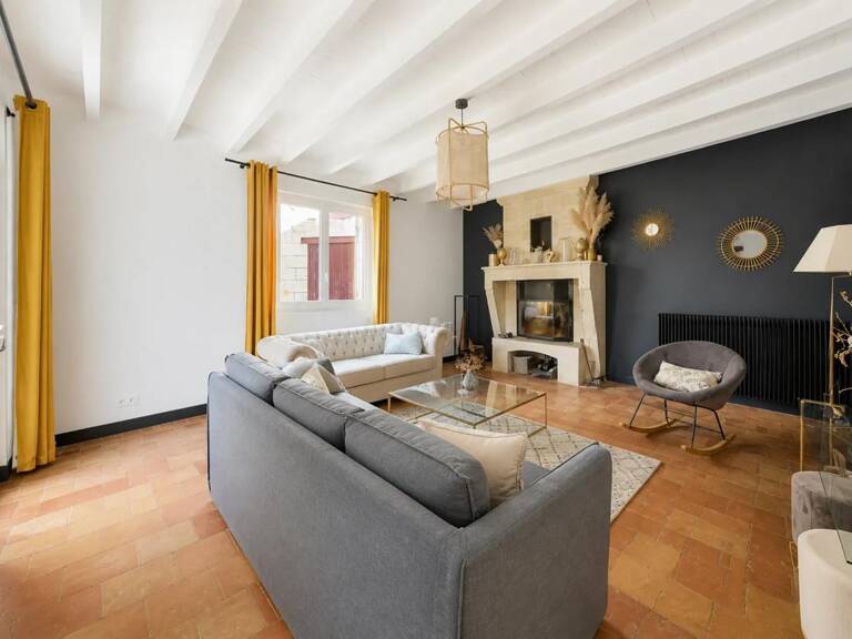 Maison de 5 pièces de 179 m² à Tizac-de-Lapouyade — photo 1