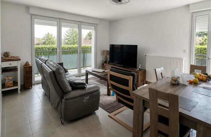 CUGNAUX – APPARTEMENT T3 DE 64 M² – DERNIER ÉTAGE – TERRASSE — photo 2