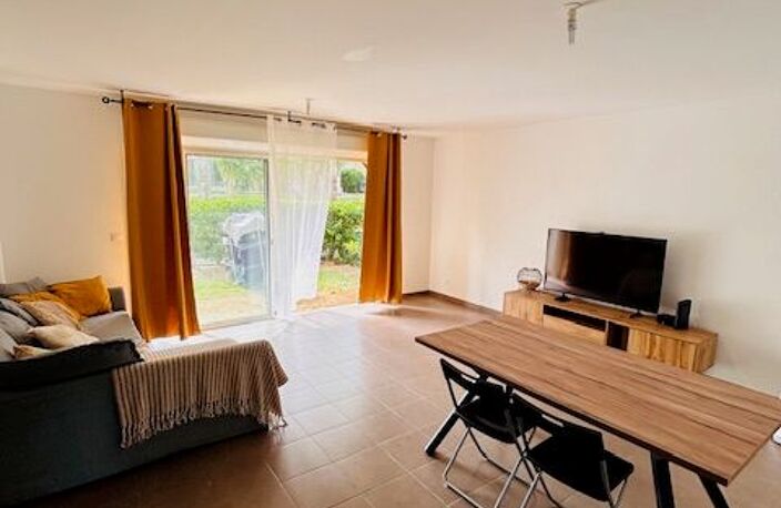 Appartement À Louer — photo 2