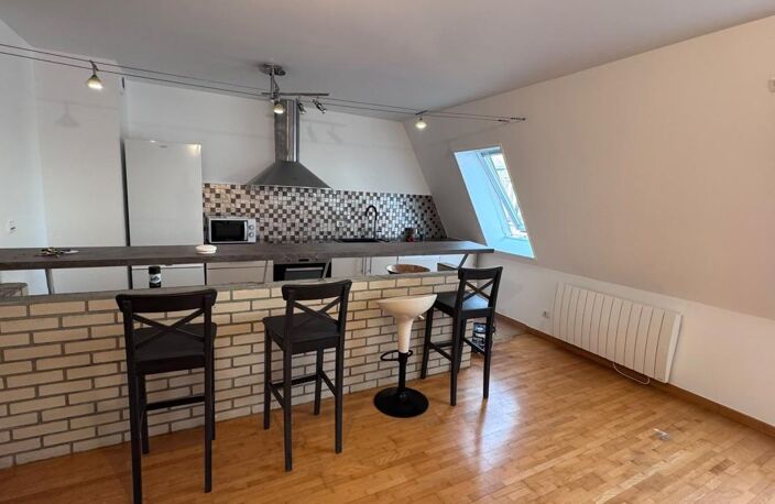 Meublé - Appartement À Louer avec Parking — photo 2