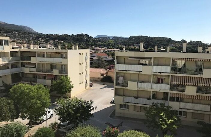 A louer Ollioules - Appartement 3 pièces 63 m2 — photo 3