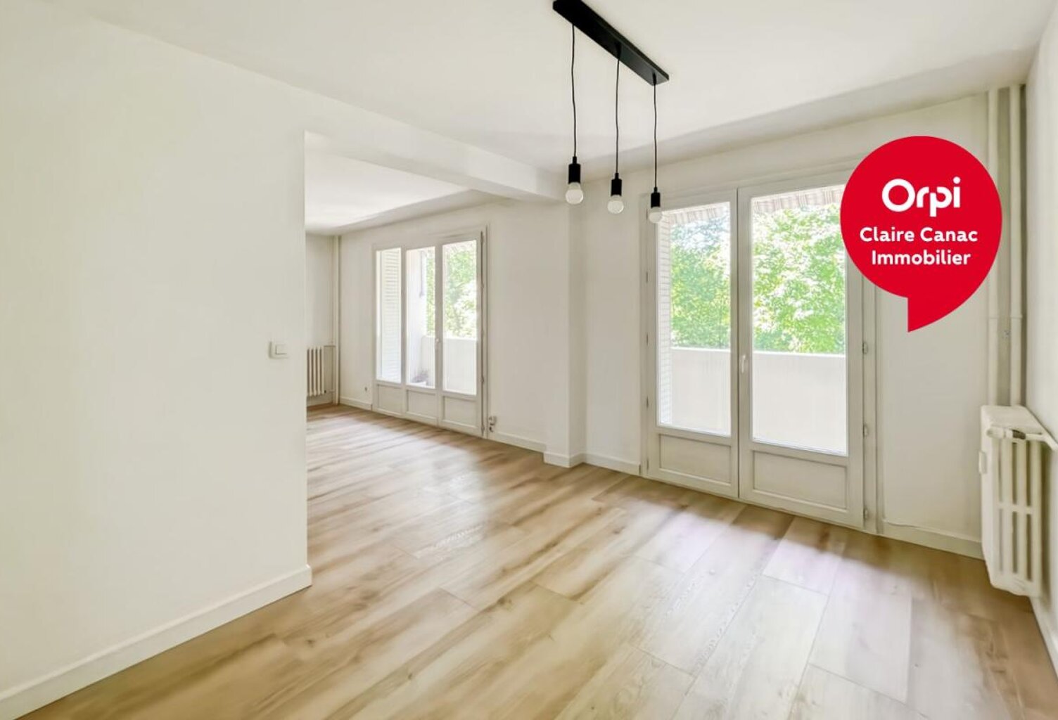 Appartement À Vendre — photo 1