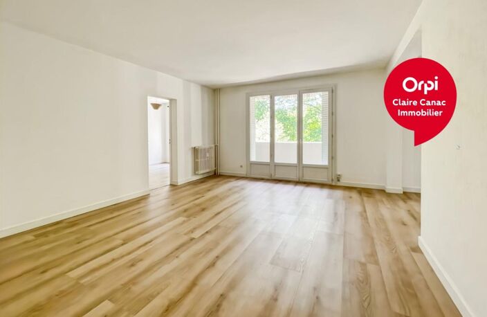 Appartement À Vendre — photo 3