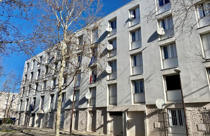 Type 5 - AVIGNON - L'ISLY — photo 2