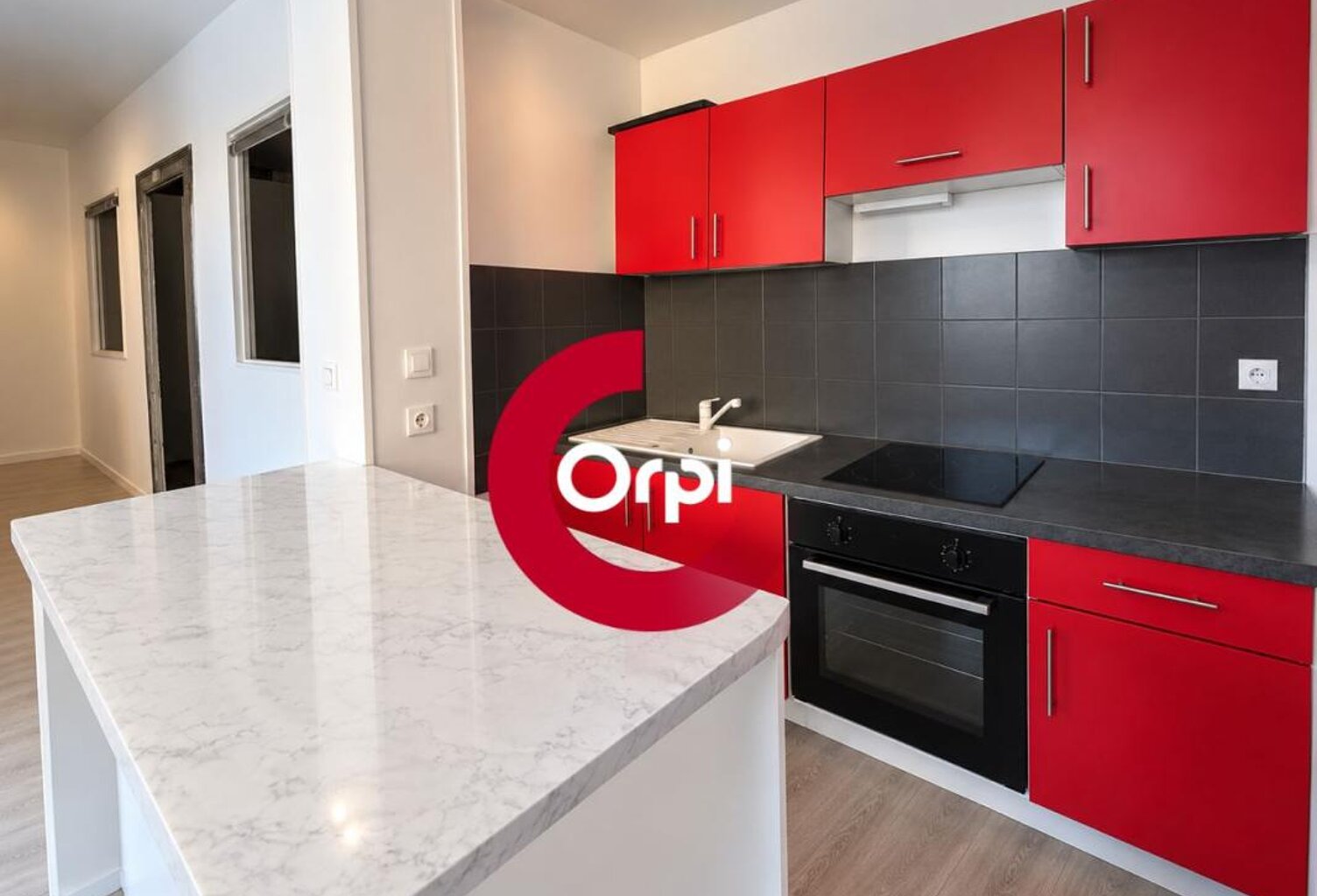 Appartement À Vendre - loué meublé - VIENNE CENTRE — photo 1