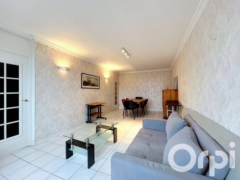 A louer T4 (3 chambres) meublé au 83 Rue Philippe FABIA 69008 LYON — photo 1