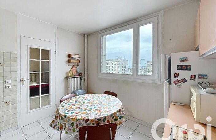 A louer T4 (3 chambres) meublé au 83 Rue Philippe FABIA 69008 LYON — photo 4