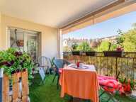 Appartement en parfait état avec terrasse et garage — photo 2