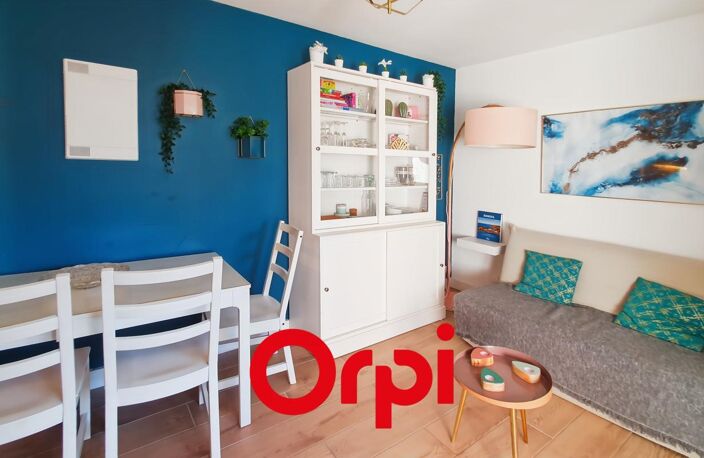 Beau T2 meublé avec grande véranda dans copropriété sécurisée avec piscine dans le Quartier de l'Escourche à Bandol — photo 2