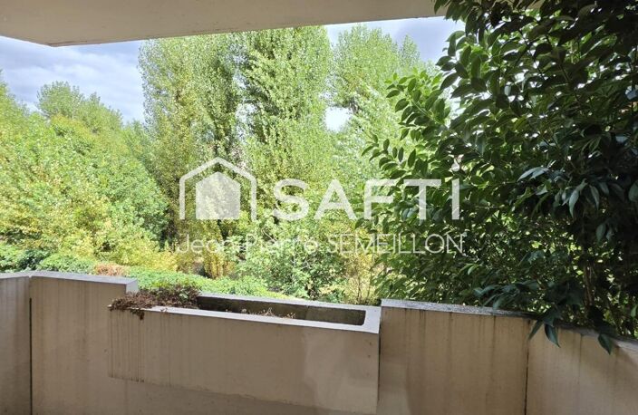 Studio lumineux, climatisation, terrasse, parking — photo 2