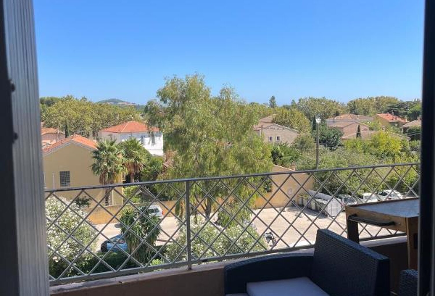 Appartement À Louer T2 Meublé La Seyne sur mer — photo 1