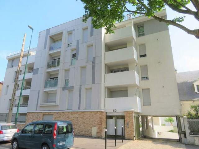 ÉPINAY-SUR-SEINE – APPARTEMENT 3 PIÈCES AVEC BALCON ET PARKING — photo du bien