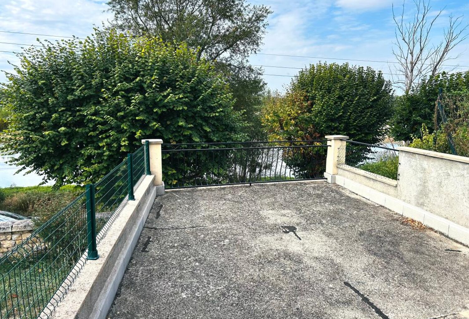 Maison À Vendre — photo 1