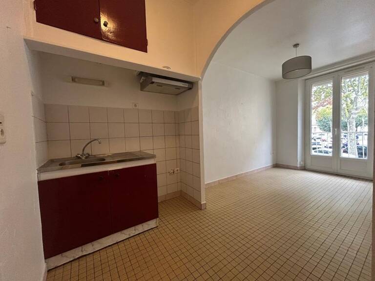 Appartement À Louer — photo 1