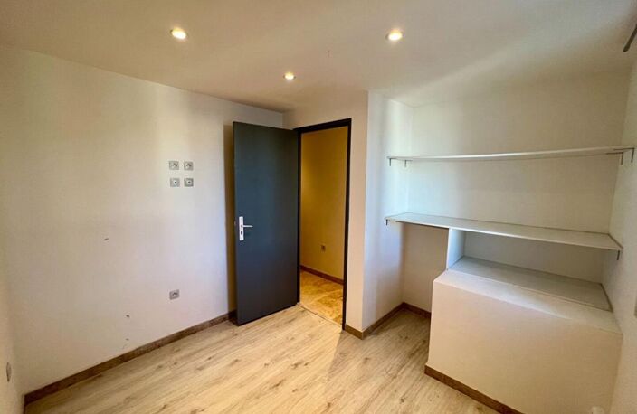 LOCATION : maison T3 (72 m²) meublée SORGUES — photo 4